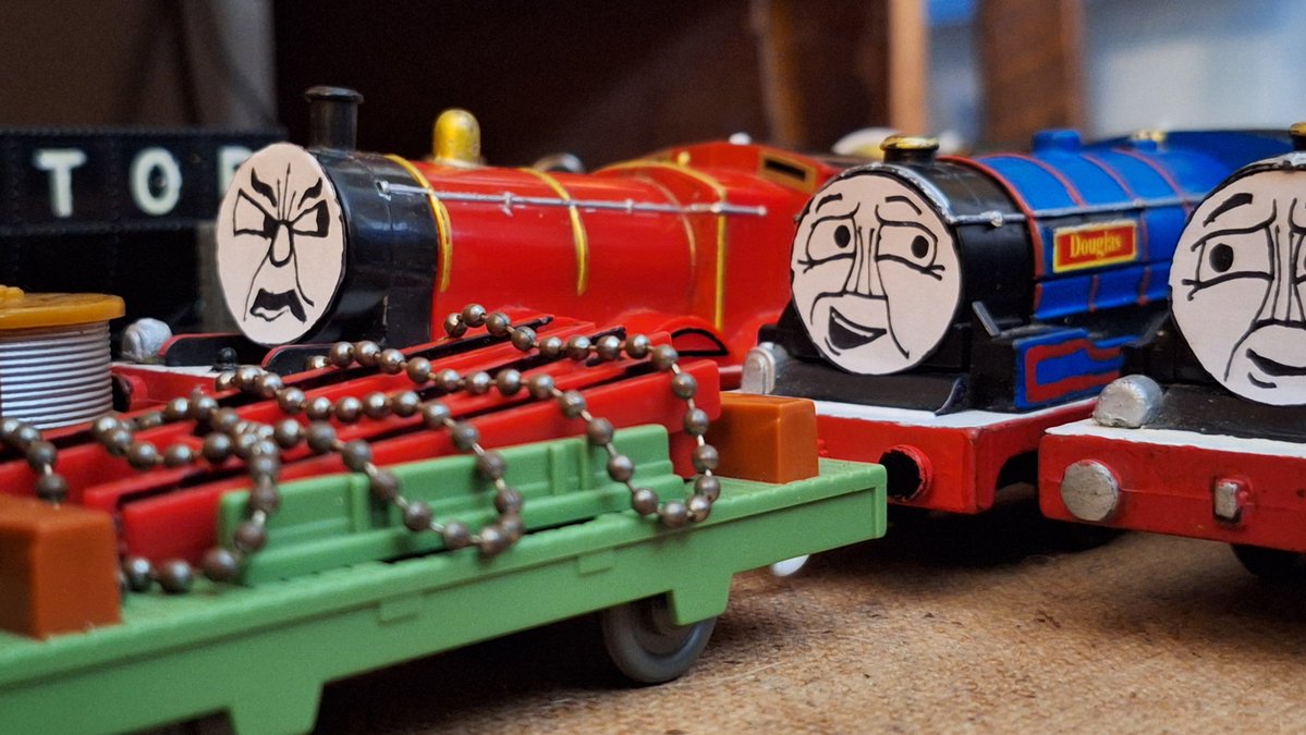 C_JuniorsMagic's tweet image. Laughing at the big red pimple