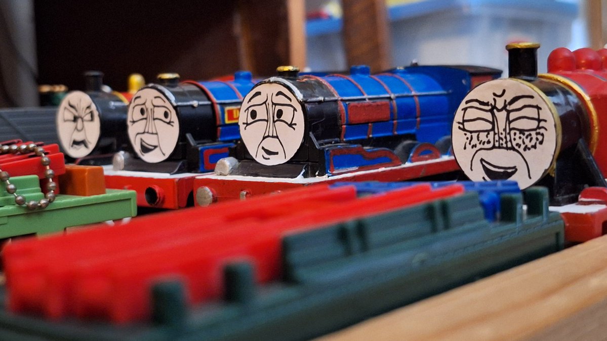 C_JuniorsMagic's tweet image. Laughing at the big red pimple