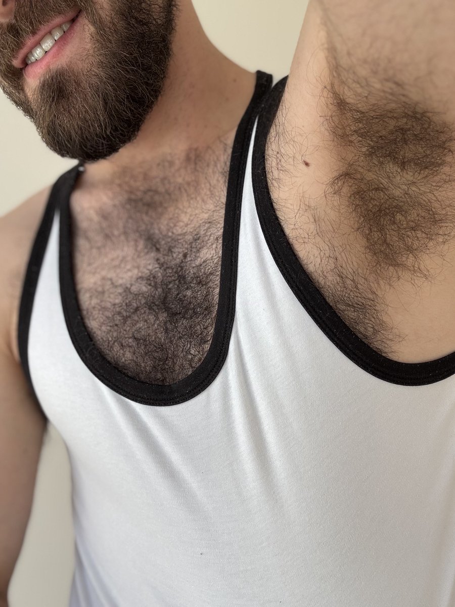only__teddy's tweet photo. oxygen mask but it’s my post gym pit https://t.co/hZGLdnUN3A
