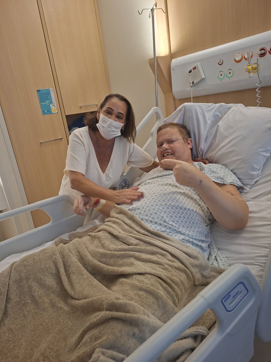chapolin_maraca's tweet photo. @vinirodriguestv @sportv Manda um alô pro chapolin do mengāo to hospital CHN Niterói https://t.co/xEtq2XeEGn