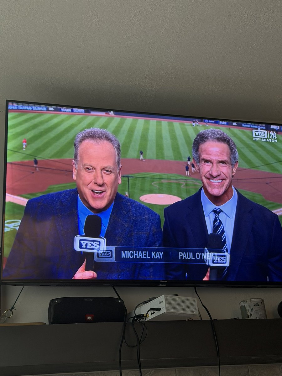 coachselfburner's tweet image. Paul “the warrior” O’Neil is back! #yesnetwork #yankees  #repbx