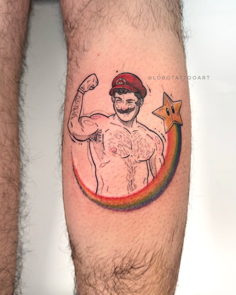 Hoje foi dia de tatuar o Mário 🥵🤏