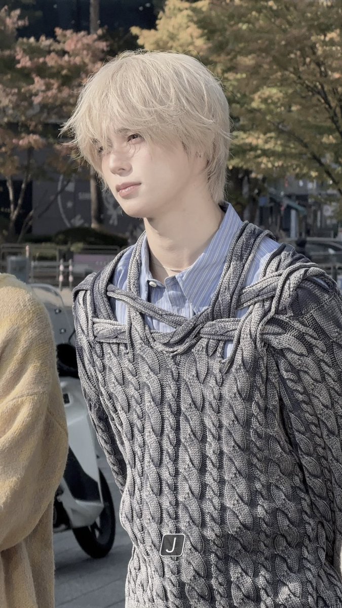 manu 𓈒ིུ ❤︎ ˖ tweet media