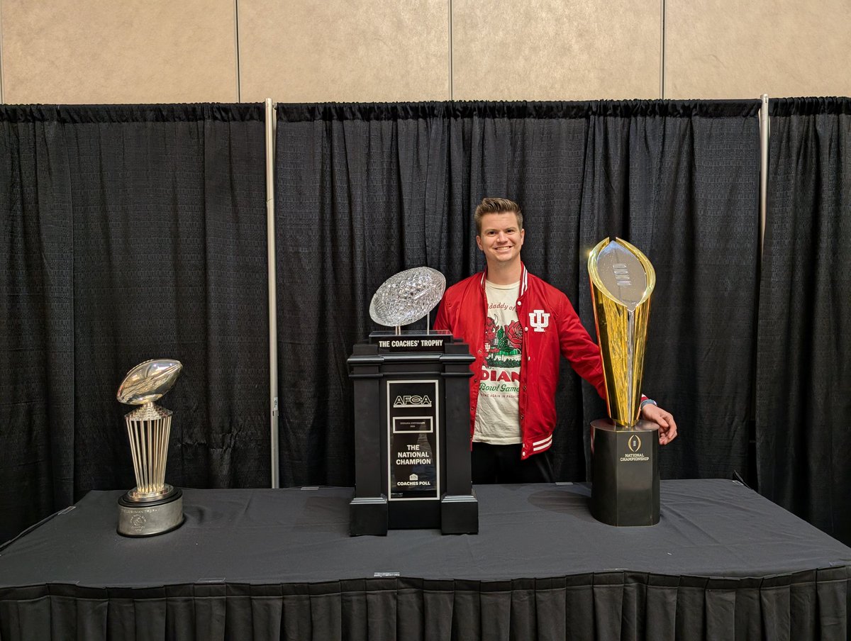 Zach Osip tweet media