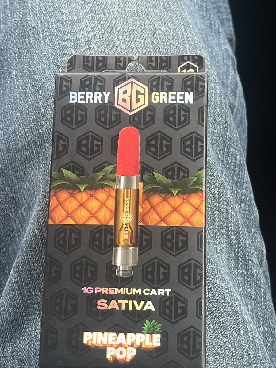 NovaWorldX's tweet photo. Yay new cart 
#weedtwt #drugtwt #stoner https://t.co/bg5ej8lrTo