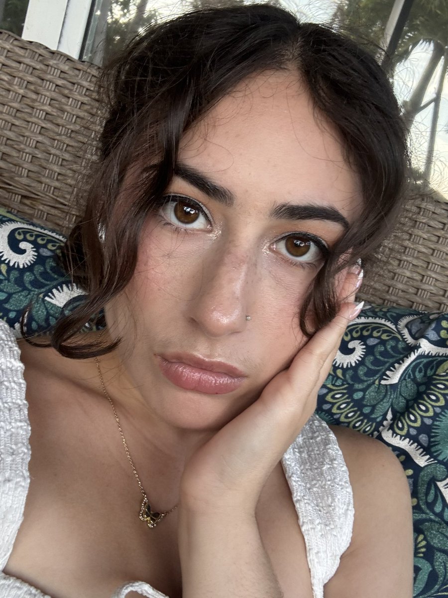 Uncannyy_Allyy's tweet image. #me