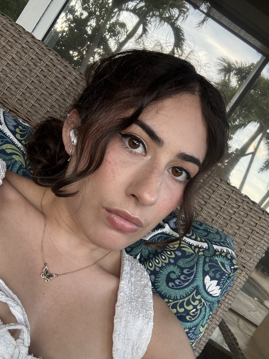 Uncannyy_Allyy's tweet image. #me