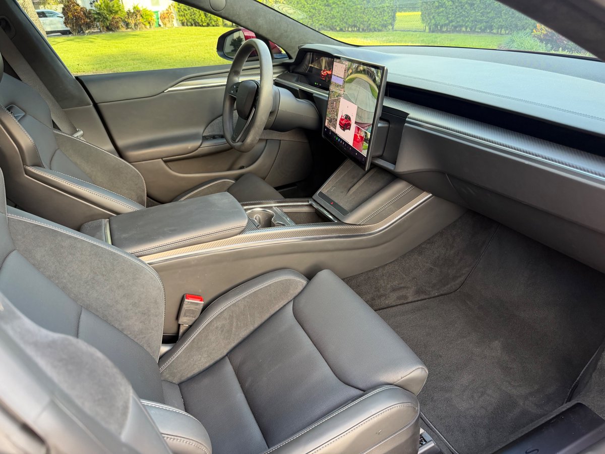 DragTimes tweet media