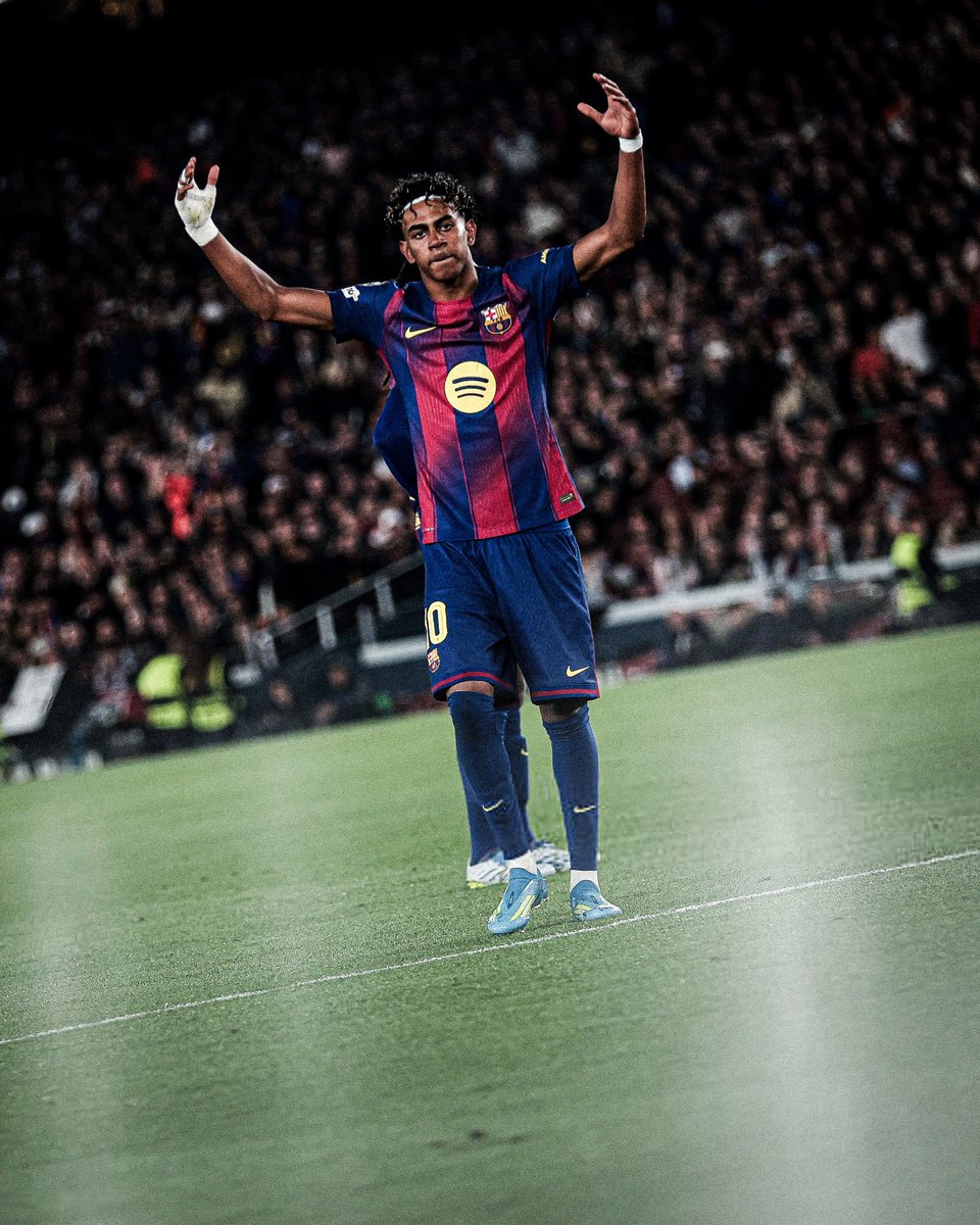 FCB World tweet media