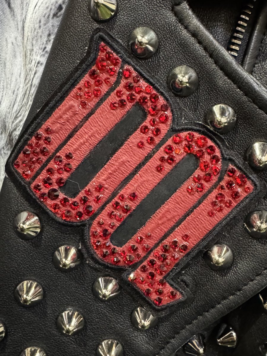 Carrie Underwood tweet media