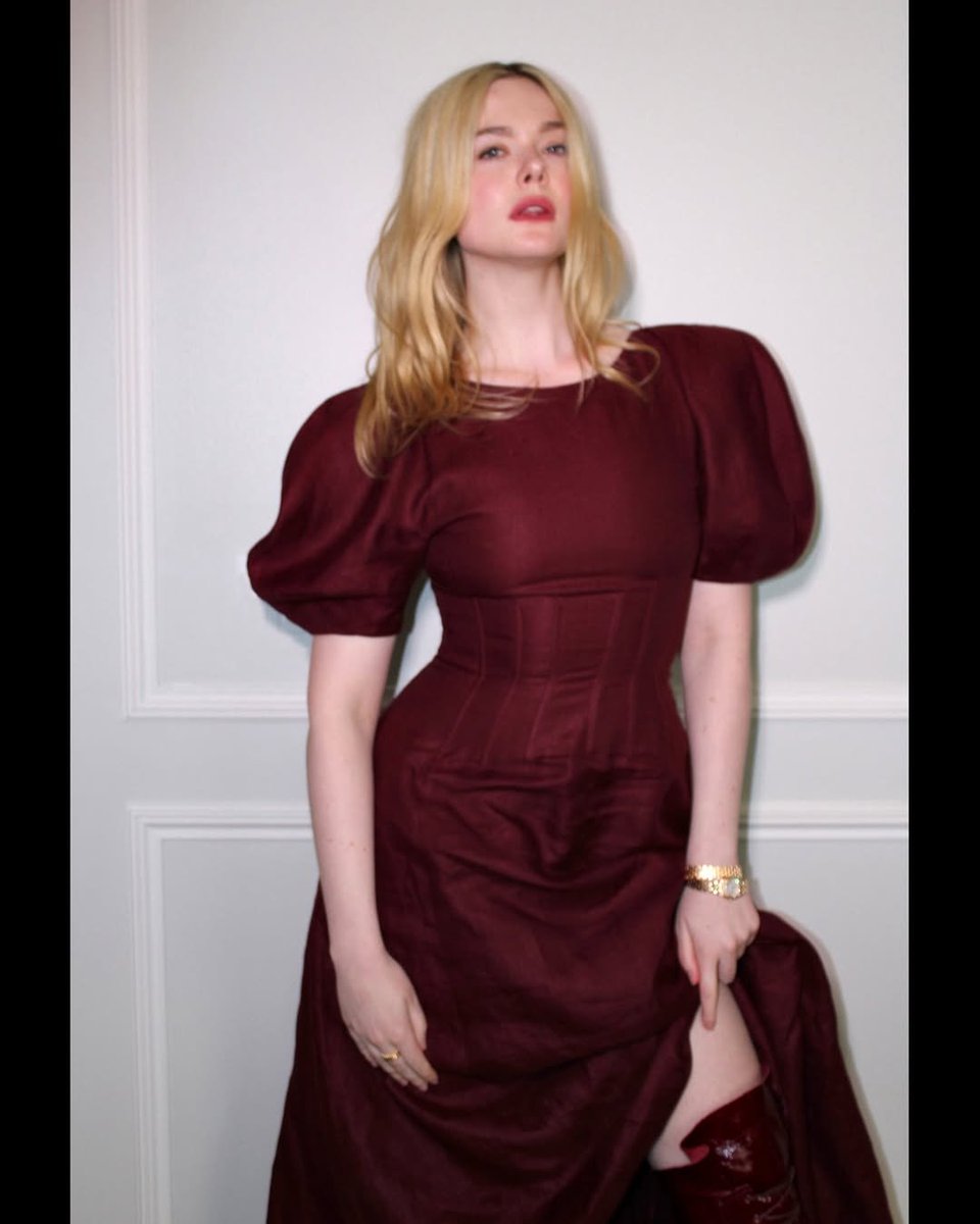 brandonwilcox02's tweet image. The beautiful Elle Fanning.

#New #Photos #ElleFanning #Beautiful #Actress