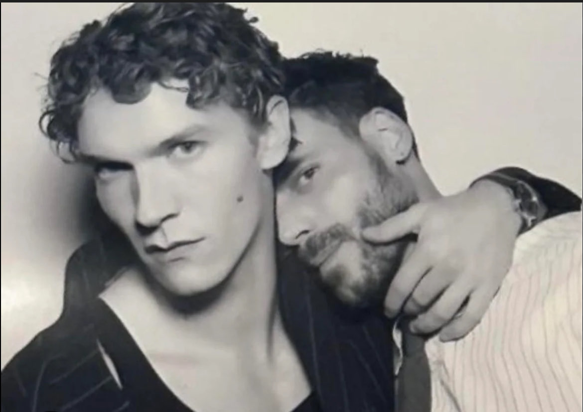 Arcooteries tweet media