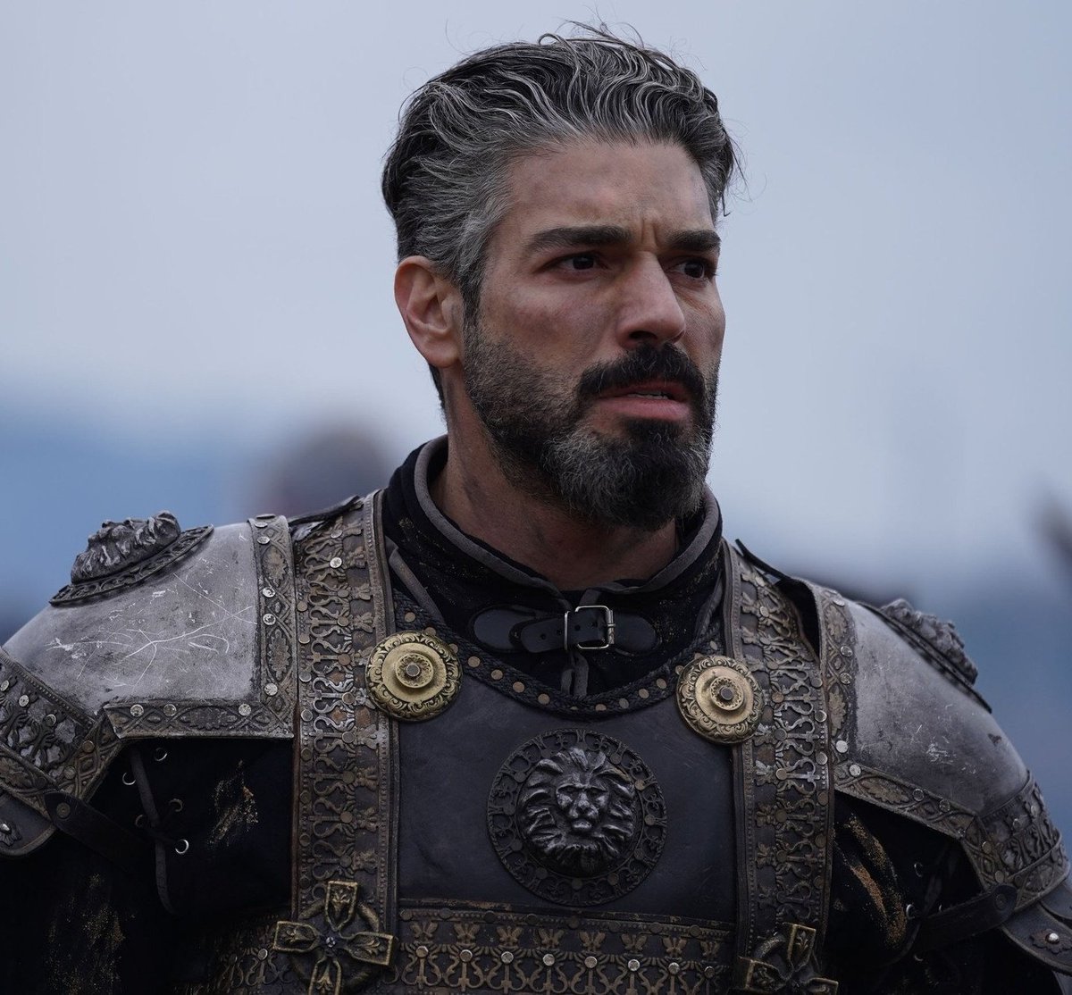 𝓑𝒆𝒕𝒉𝒊𝒏𝒂 ⚔️🌹 tweet media