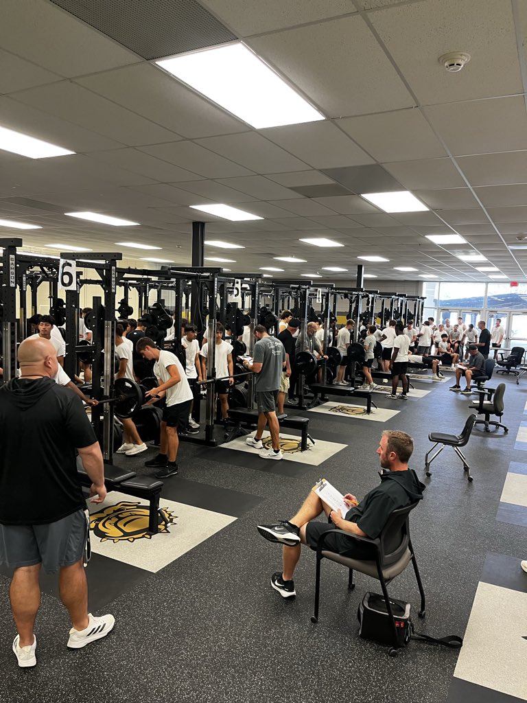 Nederland Bulldogs Football tweet media