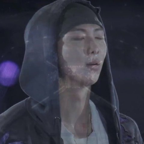 archvofrkive's tweet image. me realising that #that side needed namjoon to spell it out for them to realize that 2.0 was full of shade they really are slow