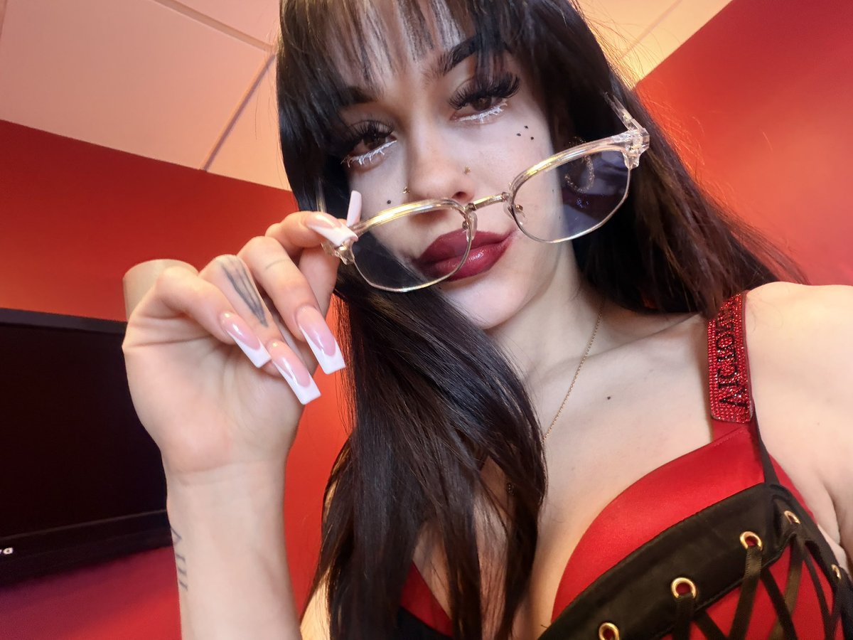 Jazmin Noir tweet media