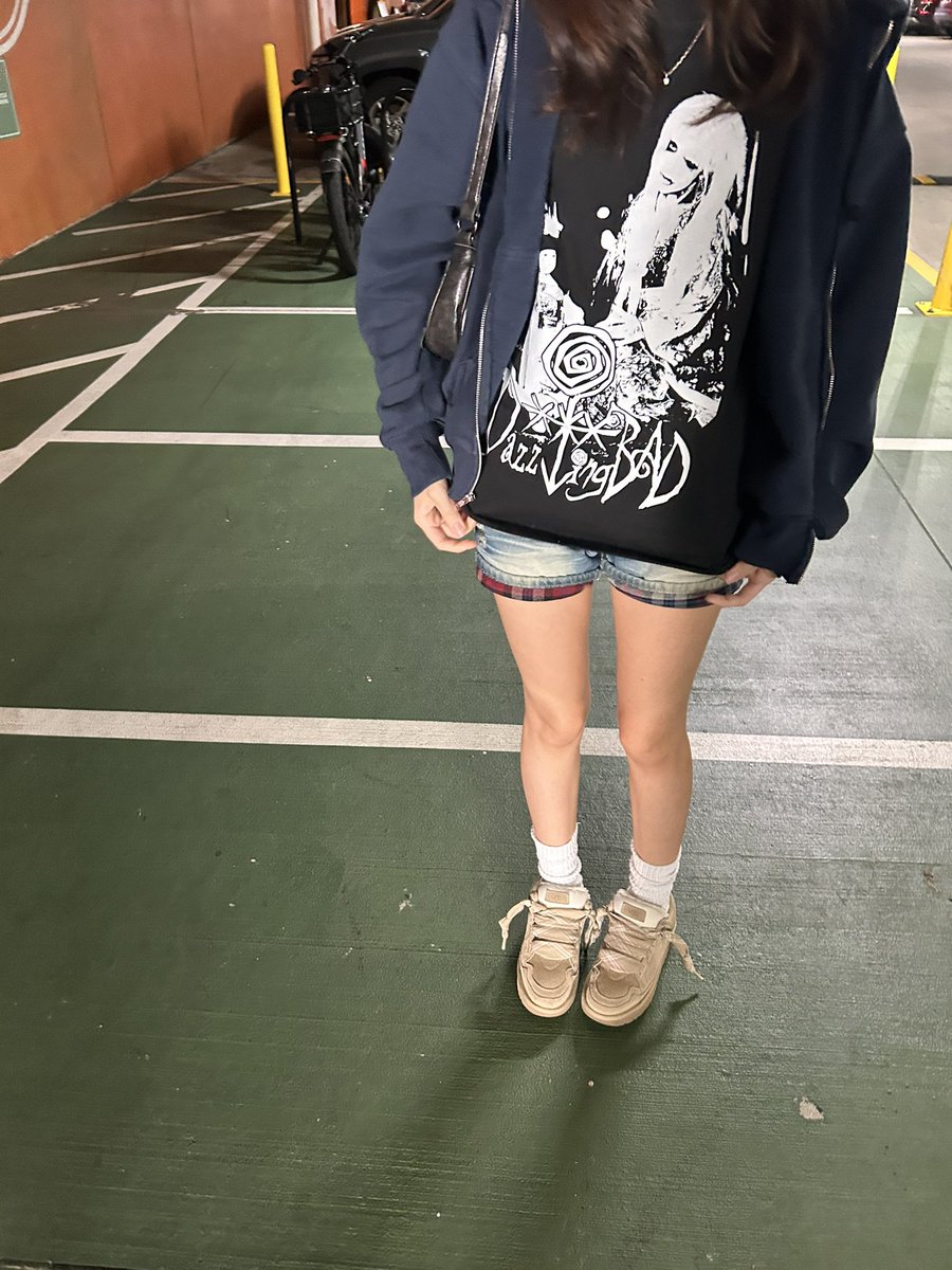 𝔦𝔫𝔠𝔞𝔱 tweet media