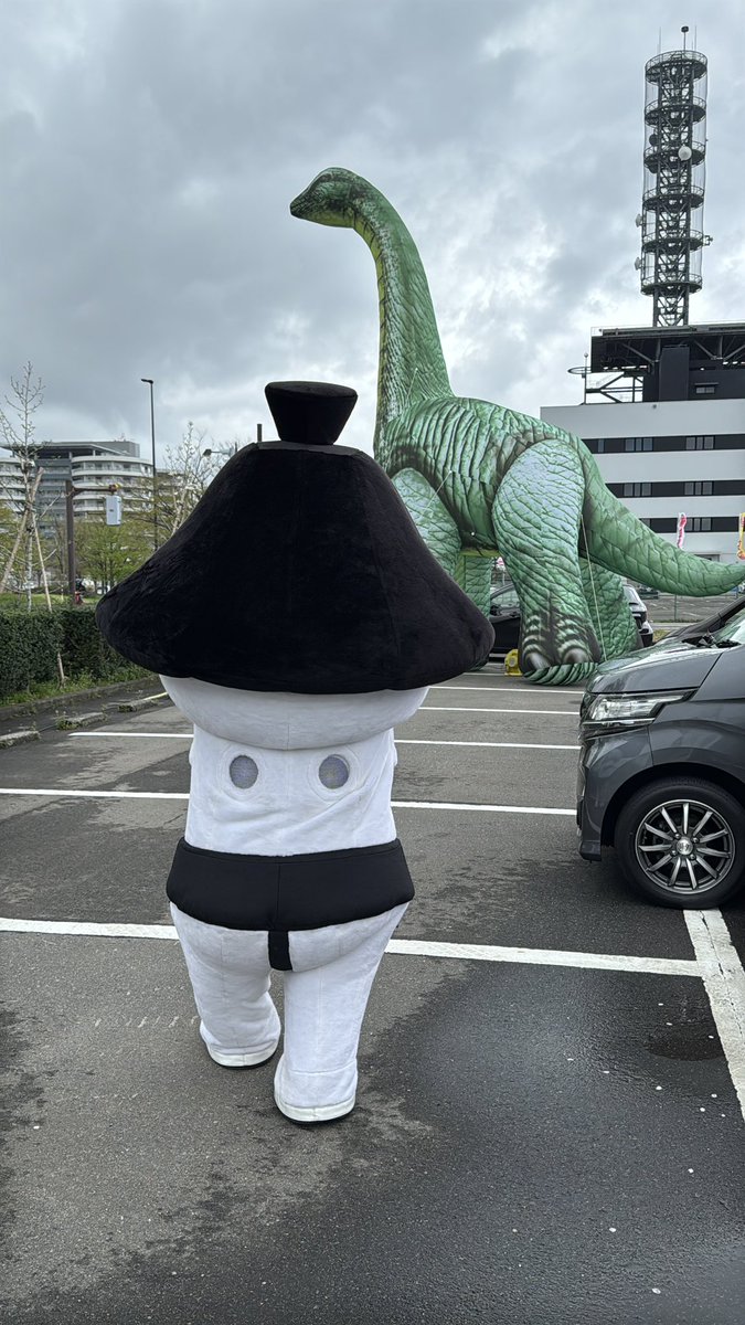 sumotto_tyn's tweet photo. びっくりした、恐竜かと思った。 https://t.co/nSs2KN3yMx