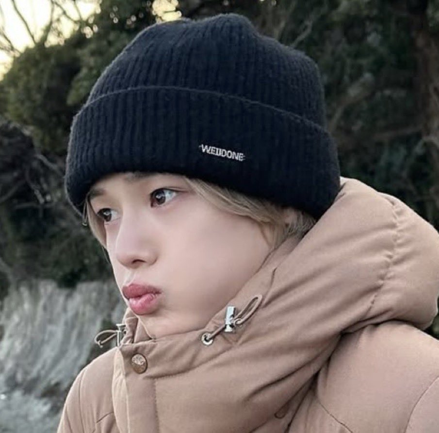 𝒏𝒂𝒕 𝒐𝒏 𝒇𝒊𝒓𝒆 seeing justb 🪽 tweet media