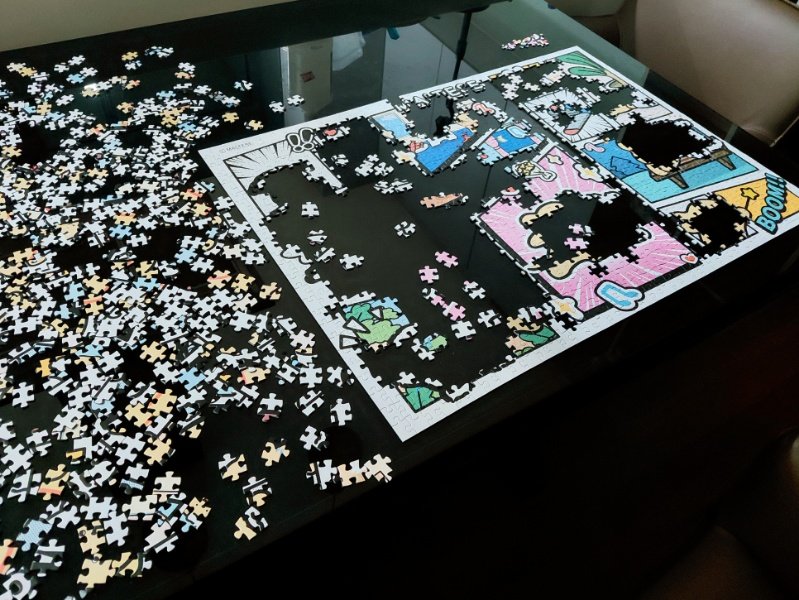 朝4時まで遊んでた
（ので仕事中に居眠りする）