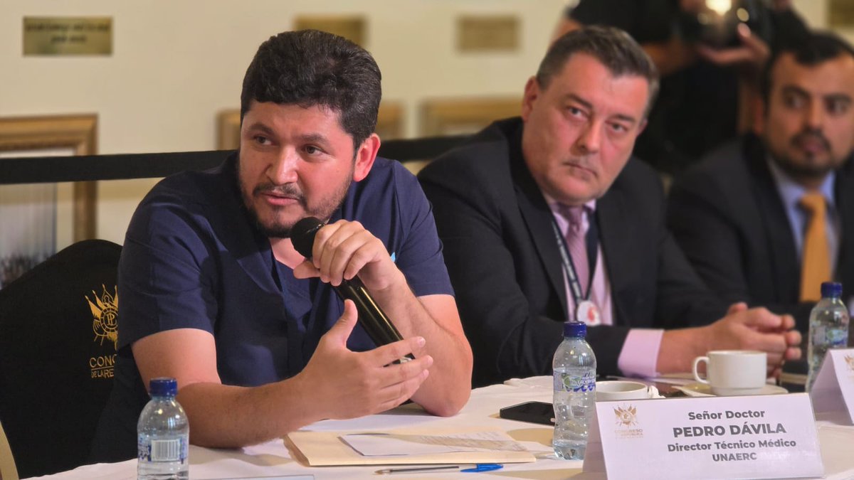 almdepalomo's tweet photo. En la Comisión de Derechos Humanos del Congreso, recibimos a delegados de la Unidad Nacional de Atención al Enfermo Renal Crónico -UNAERC-, el Procurador de Derechos Humanos, y representante del Ministerio de Salud, Doctor Randal Lou, para abordar la atención de enfermos renales. https://t.co/Y7pSTP2jGm
