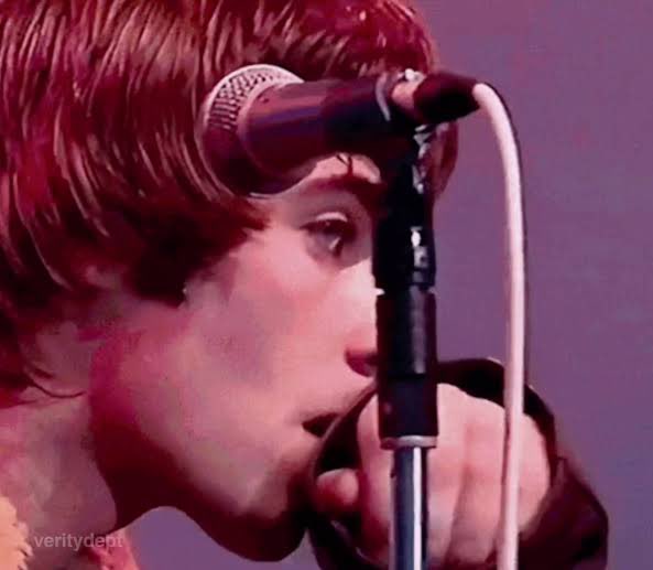 ImsoRegal's tweet image. Who’s the most beautiful man in the world? #Oasis