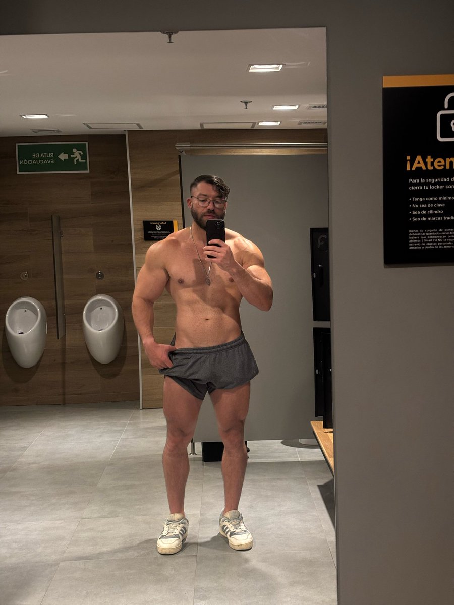 Joshua Lyon tweet media