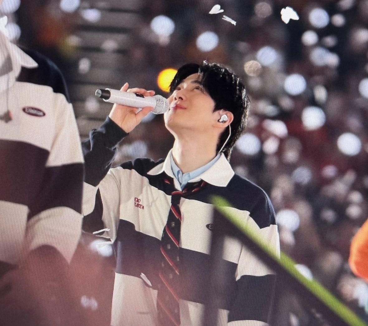 ∩∩⭒ tweet media