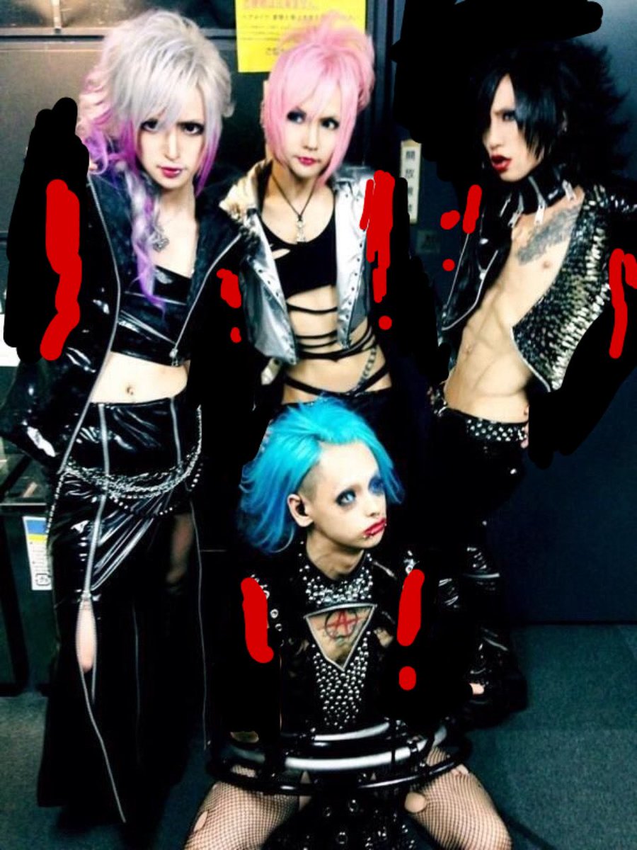 𝔦𝔫𝔠𝔞𝔱 tweet media