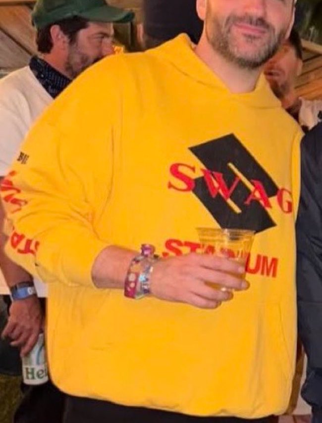 bay ⋆ ˚。⋆ | W2 BIEBERCHELLA tweet media