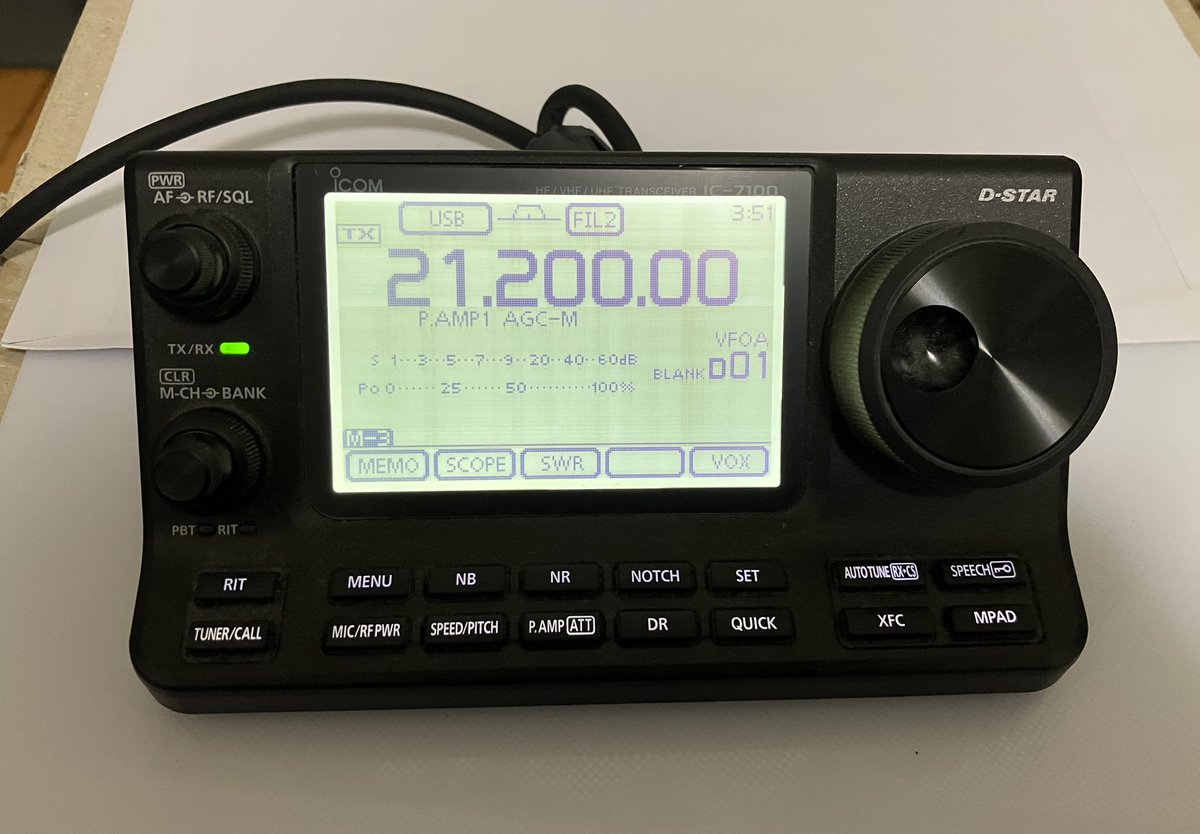 hama009's tweet photo. 製造終了で焦って購入したIC-7100。結局出番なくドナドナ��ました。１日で売れた。 https://t.co/fssUNMkhGn