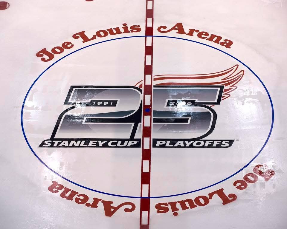 ZackR1999's tweet image. On this day in 2016, the Red Wings ice crew was preparing for game 3 of the first round of the playoffs against the Lightning #lgrw