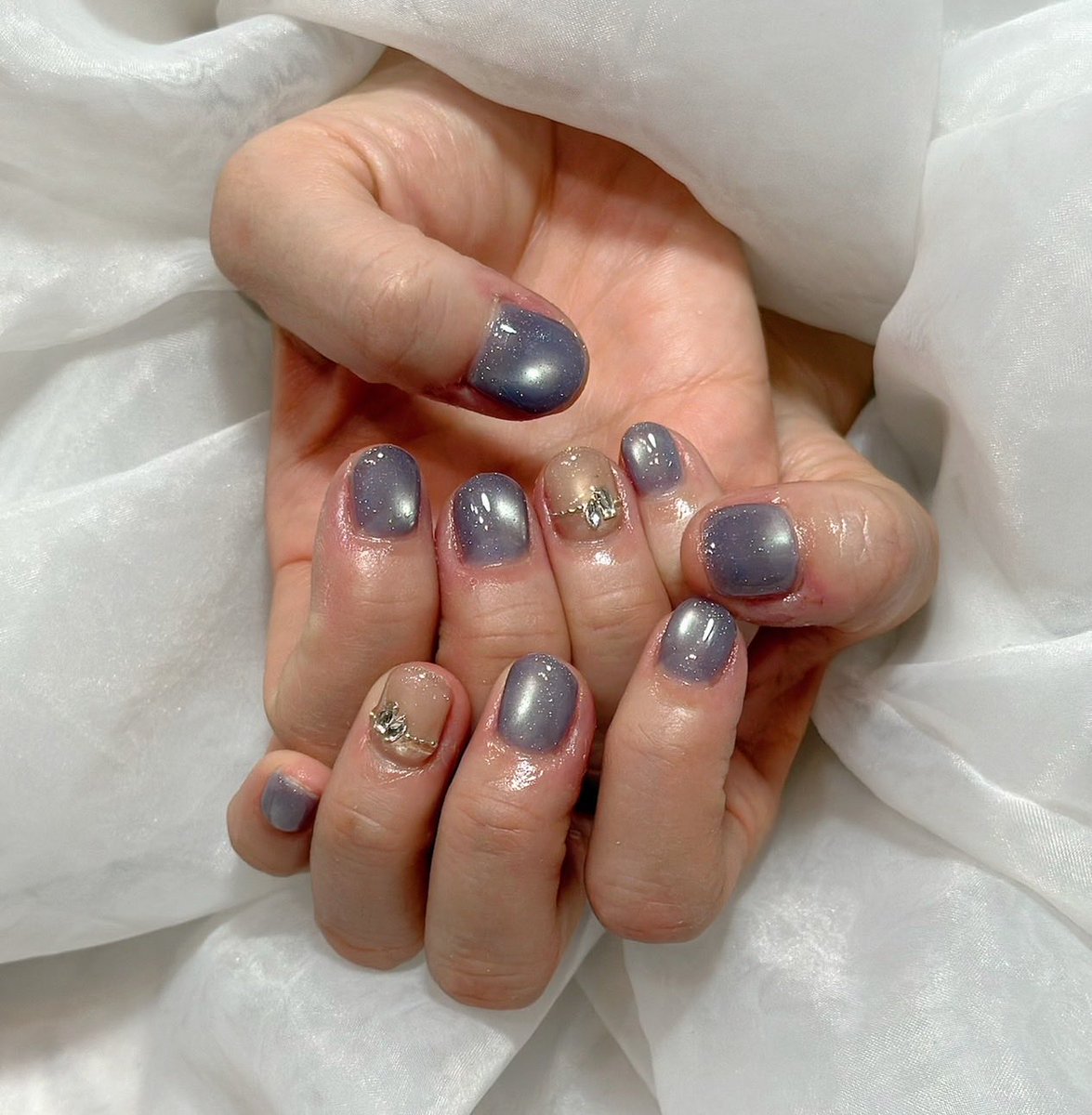 newネイル💅✨✨に今日は最推し
学校振替の為、朝から映画デートだよ💙

私も色々リフレッシュしよ〜っと♡