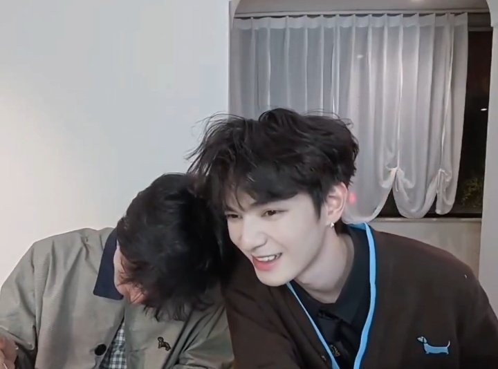 ai 💛🧡 tweet media