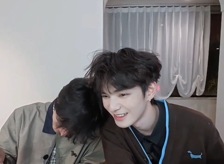 ai 💛🧡 tweet media