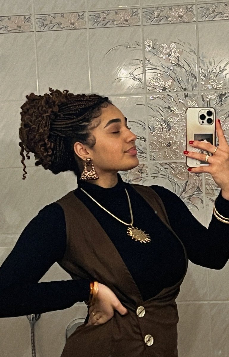 vi💋🐆𐚁 miranda priestly’s husband tweet media