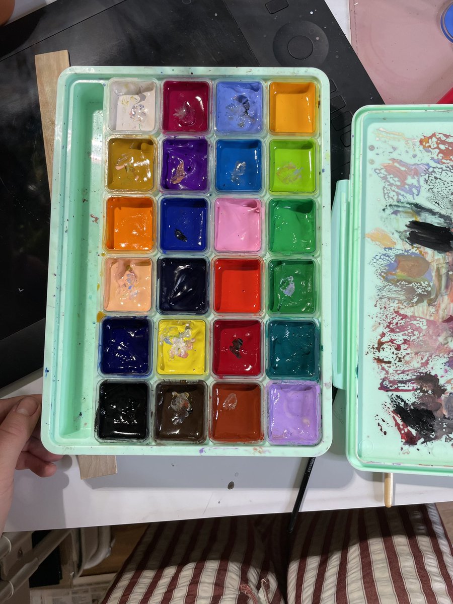 vierooko tweet media