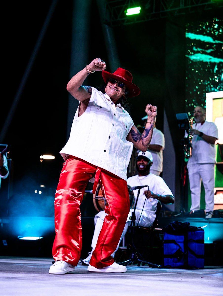 Elvis Crespo tweet media