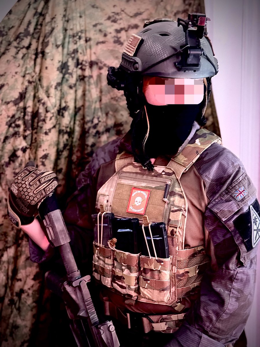 chook 🐓 tweet media