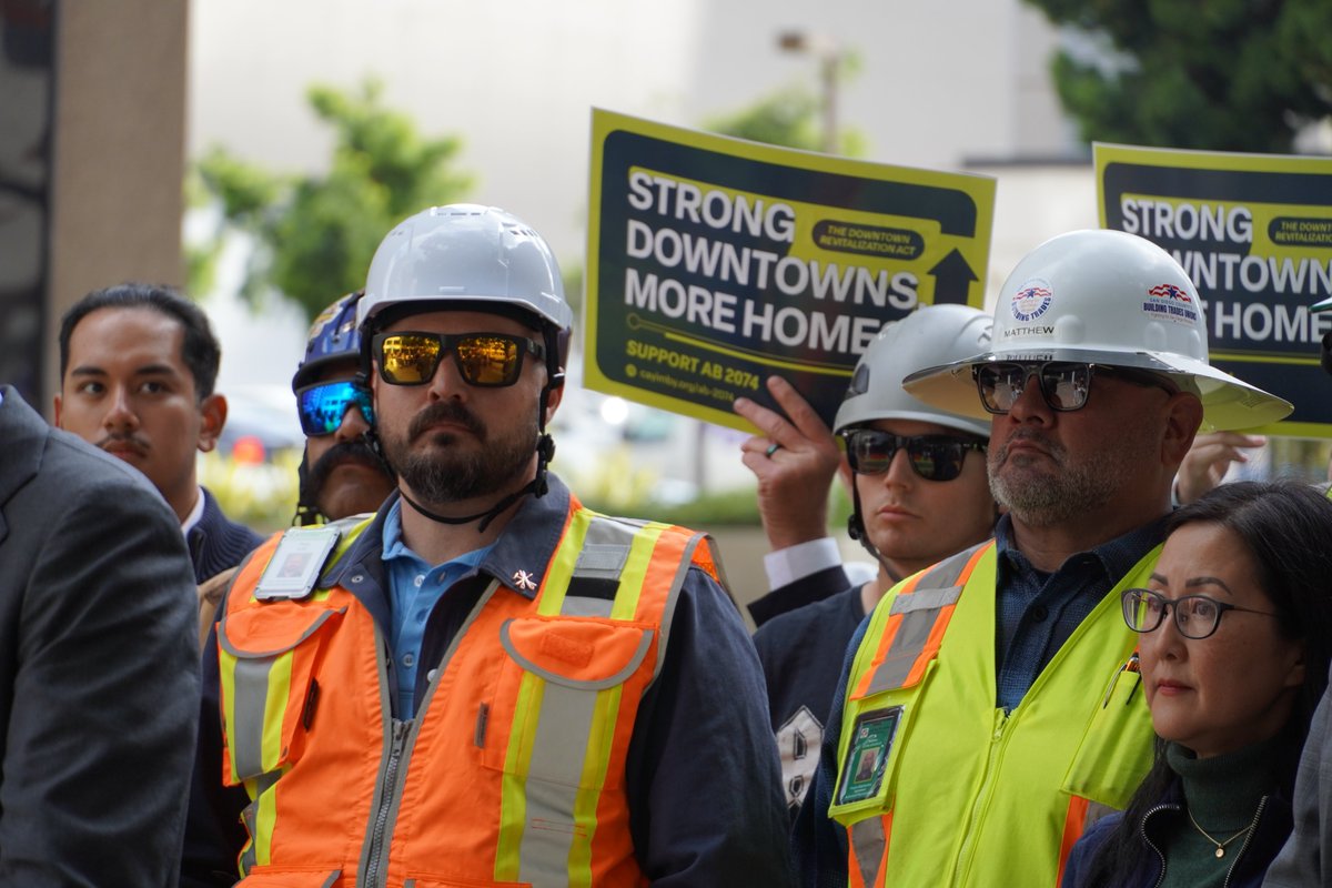 MayorToddGloria's tweet image. San Diego is leading on housing, because we’re saying yes to more homes. #AB2074 by @MattHaneySF builds on that by making it easier to deliver high-rise homes near transit and adding a state loan fund to move #Downtown projects forward. That’s how we #BuildMoreHomes.