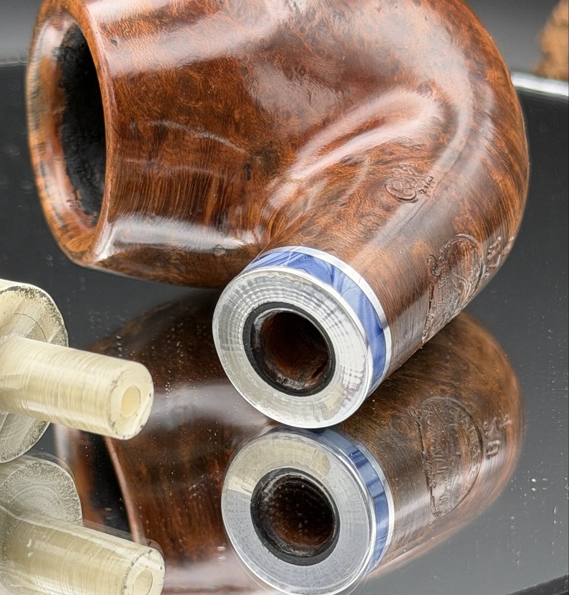 Terrys Old World Pipes tweet media