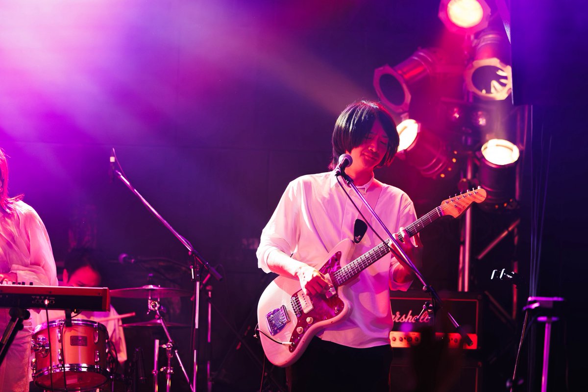 hakko_official_'s tweet photo. 【ライブ写真📽️】

「ネオンの灯に舞う」

2026.04.03@北堀江clubvijon

photo @shicho_bj

【ライブ予定】
2026.04.30@東京赤坂naveyfloor
2026.05.21@梅田BANGBOO
白航&amp;BANGBOO pre.白航NewSingle「待逢せ」リリースパーティー『逢坂ノ関』 https://t.co/x1XJf6rvuC