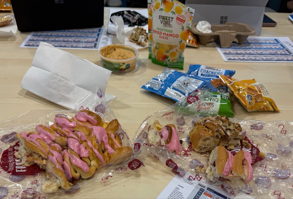 کردبچه tweet media