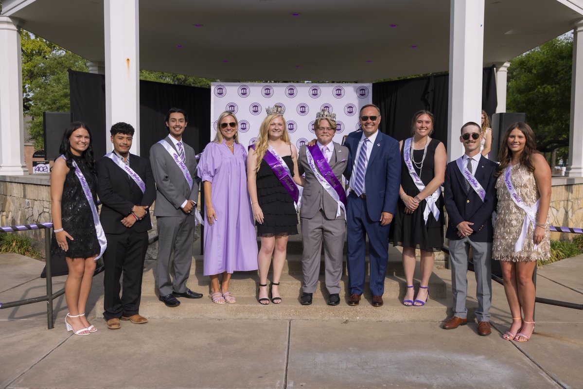 TarletonState's tweet image. Congratulations to our new Lord Tarleton, Tylan Polley, and Lady Tarleton, Grace Heavyside. They were crowned at this year’s May Fete 👑💜

#TarletonState #BleedPurple