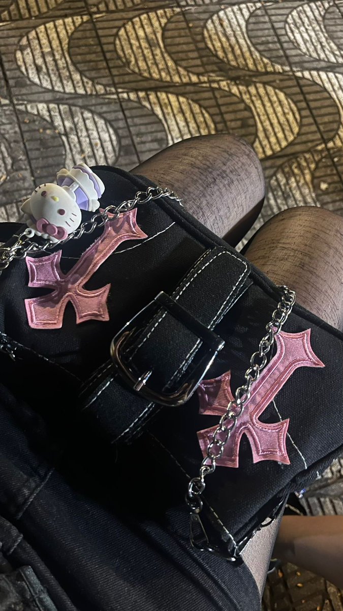 tokyo ૮ . . ྀིა⁩ tweet media