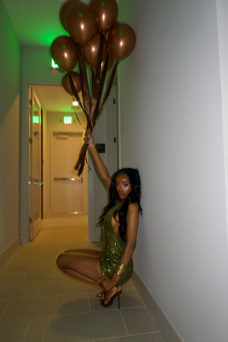 WAVYEMMA tweet media