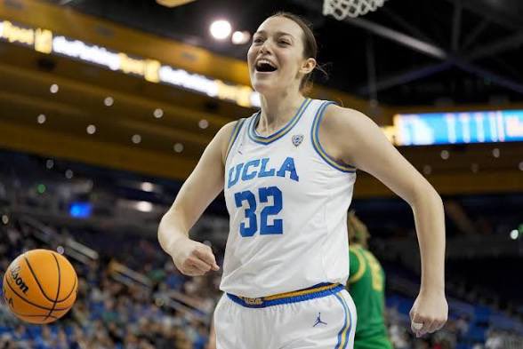 WNBA Time 🇫🇷 tweet media