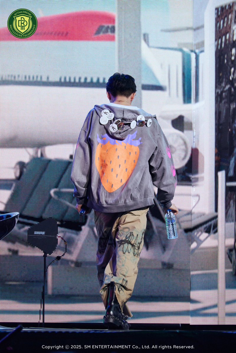 mybelovesun's tweet image. 250414 NCT DREAM Weverse update #MARK #마크 

#2025.04.07 #MARK # The Firstfruit Showcase