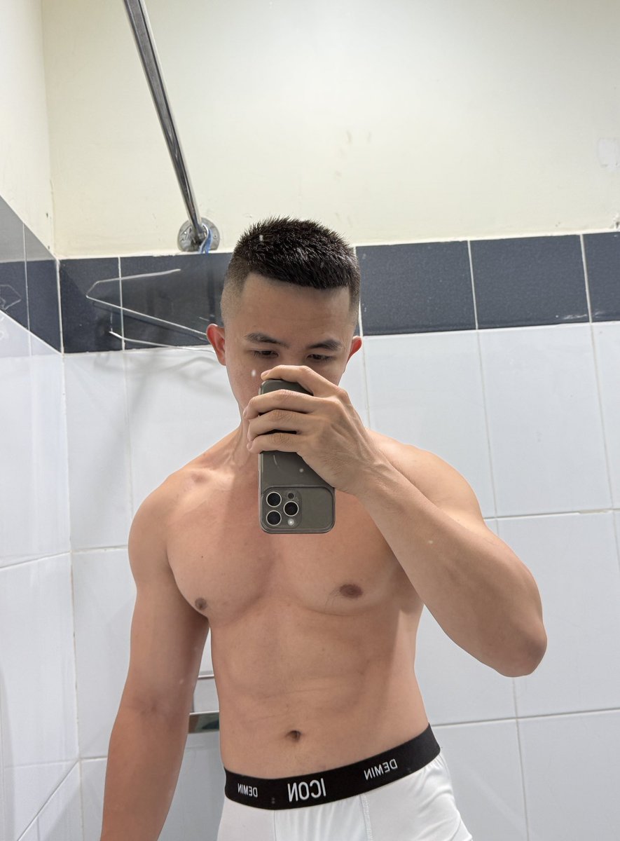 NGUYỄN NGUYỄN tweet media