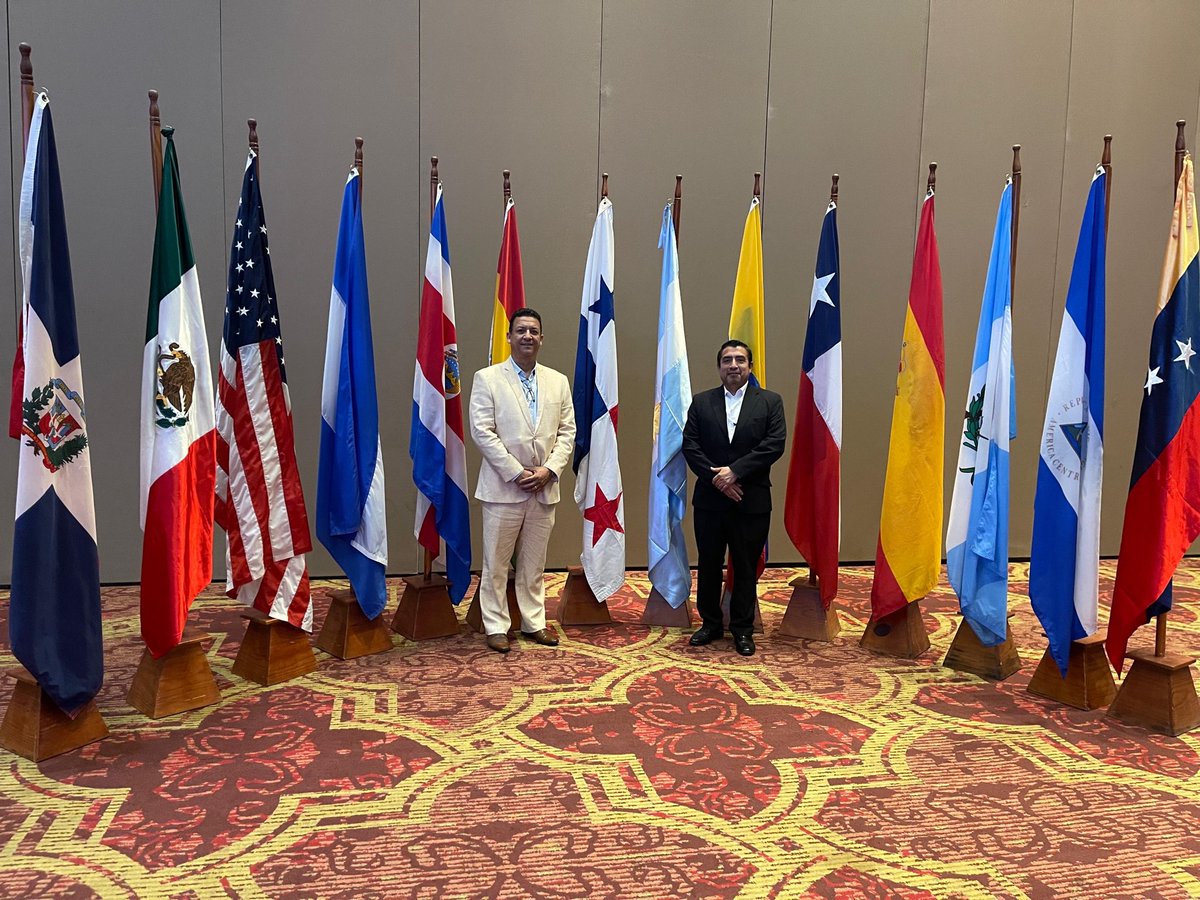 NUMU_GROUP's tweet photo. 🇵🇦✨ @numu en el VI Congreso de Ciberseguridad de la @ABPanama 

IA segura, protección de datos y resiliencia digital en el centro de la conversación.

La innovación solo tiene valor cuando genera confianza.

#NUMUGroup #Ciberseguridad #IA #ConfianzaDigital https://t.co/keRupQVUk0